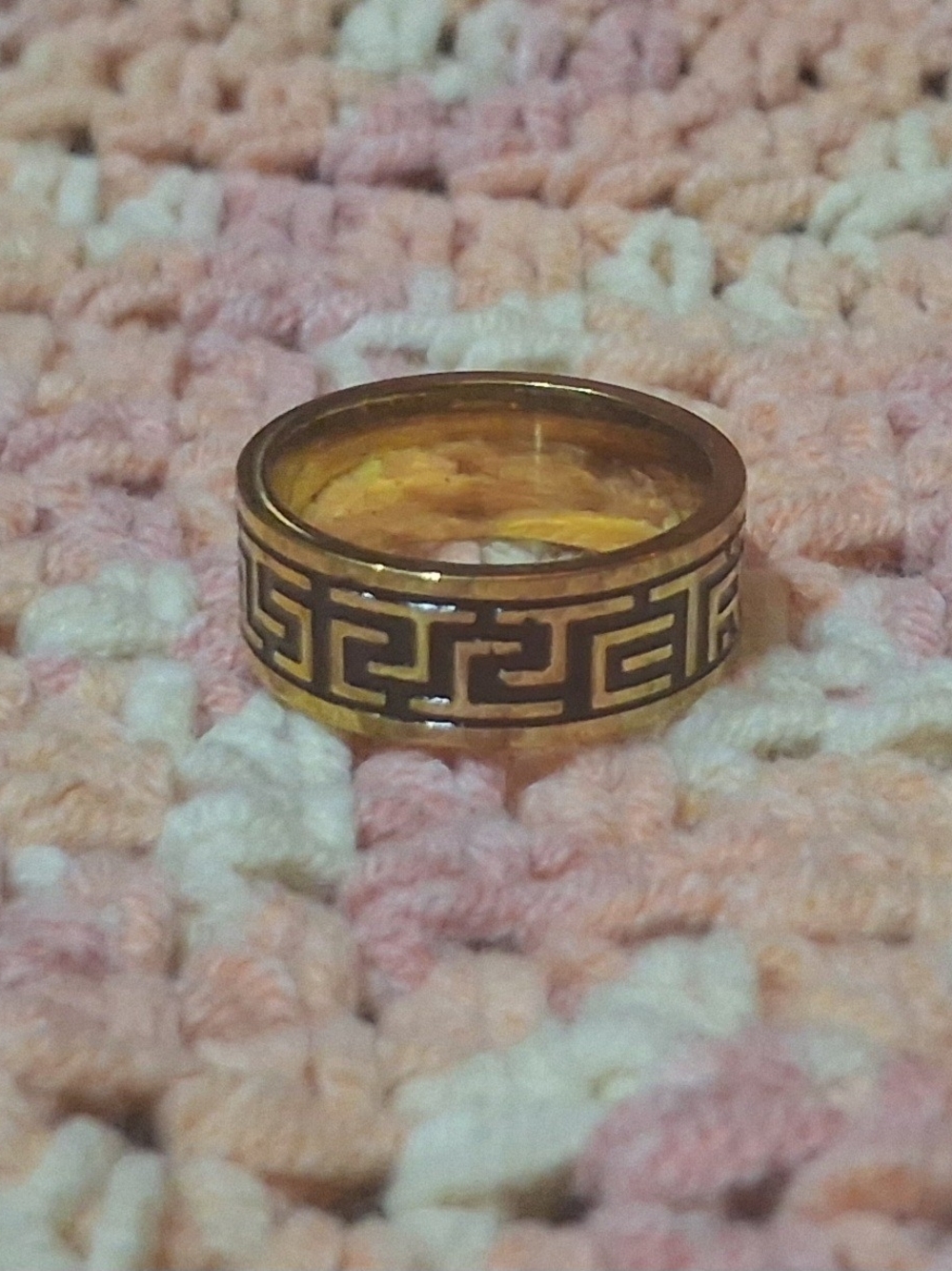 18K Greek Key Ring - Picture 2 of 7